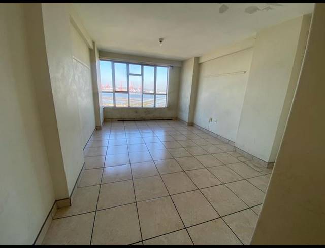 2 BEDROOM PROPERTY TO RENT IN ESPLANADE
